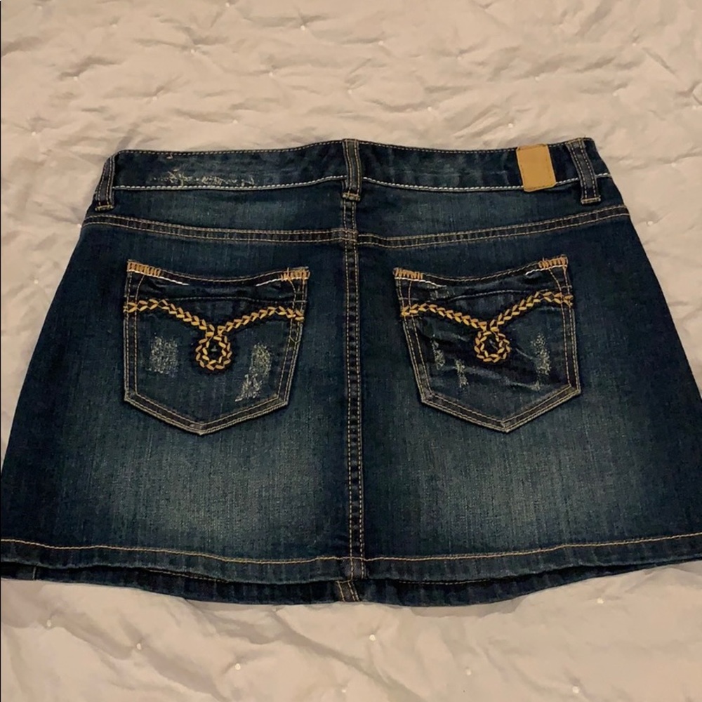 Mini Skirt - Picture 2 of 3